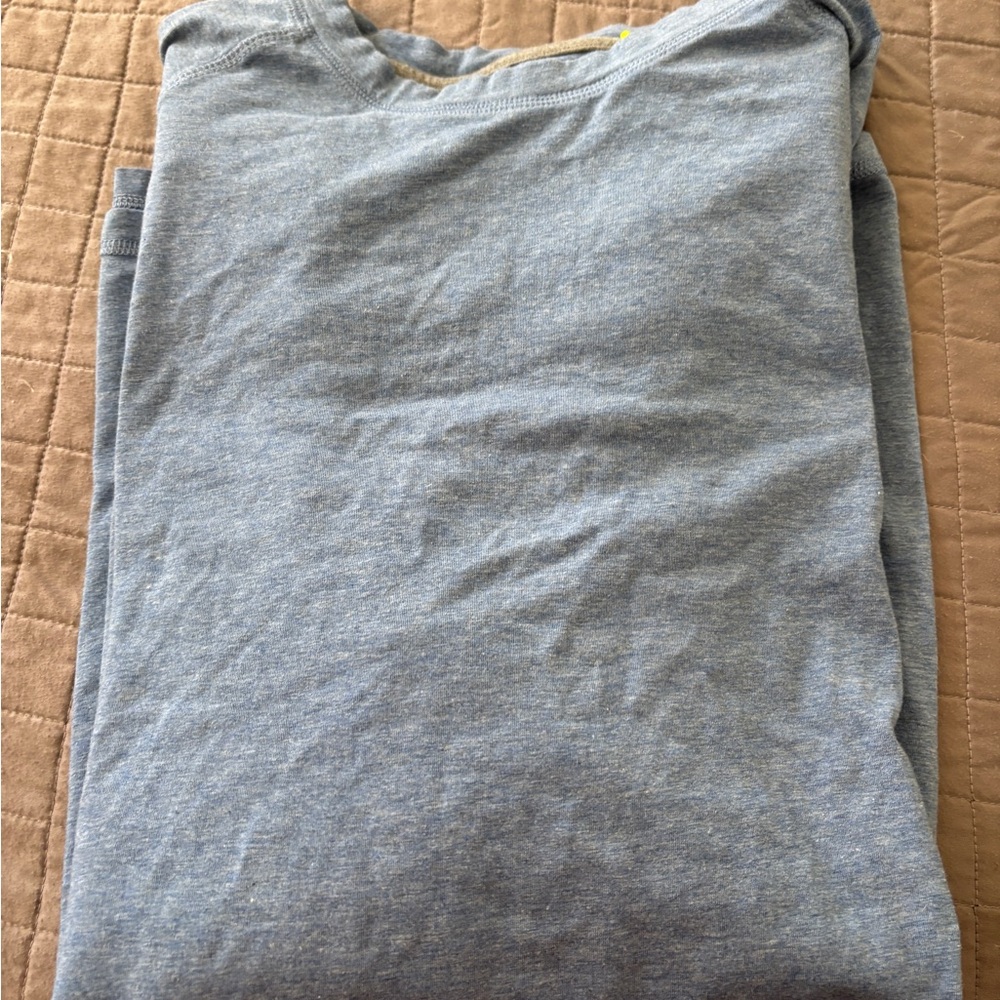 Tasc mens long sleeve running T-Shirt blue worn once xl